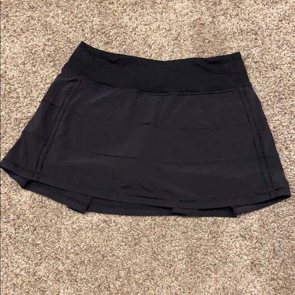lululemon athletica Dresses & Skirts - Lululemon Women’s Pace Rival Skirt 13”